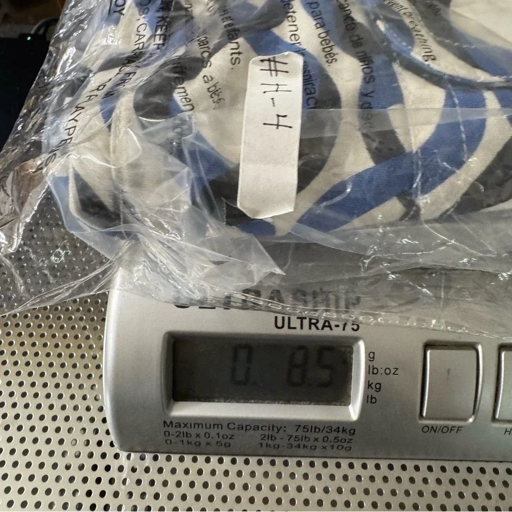 Tommy Hilfiger Geometric Shorts Women's Size 8 Blue Black Pockets‎ Zip Fly